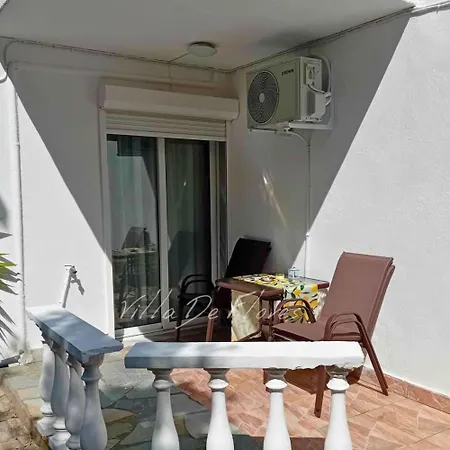 Villa De Flores Toroni Exterior photo