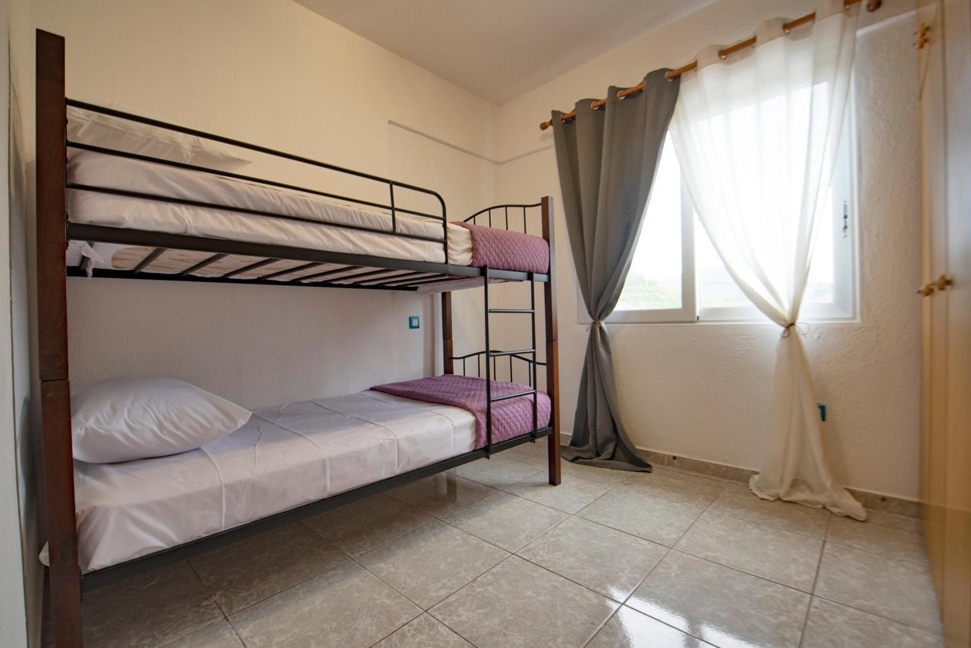Apartment De Flores *