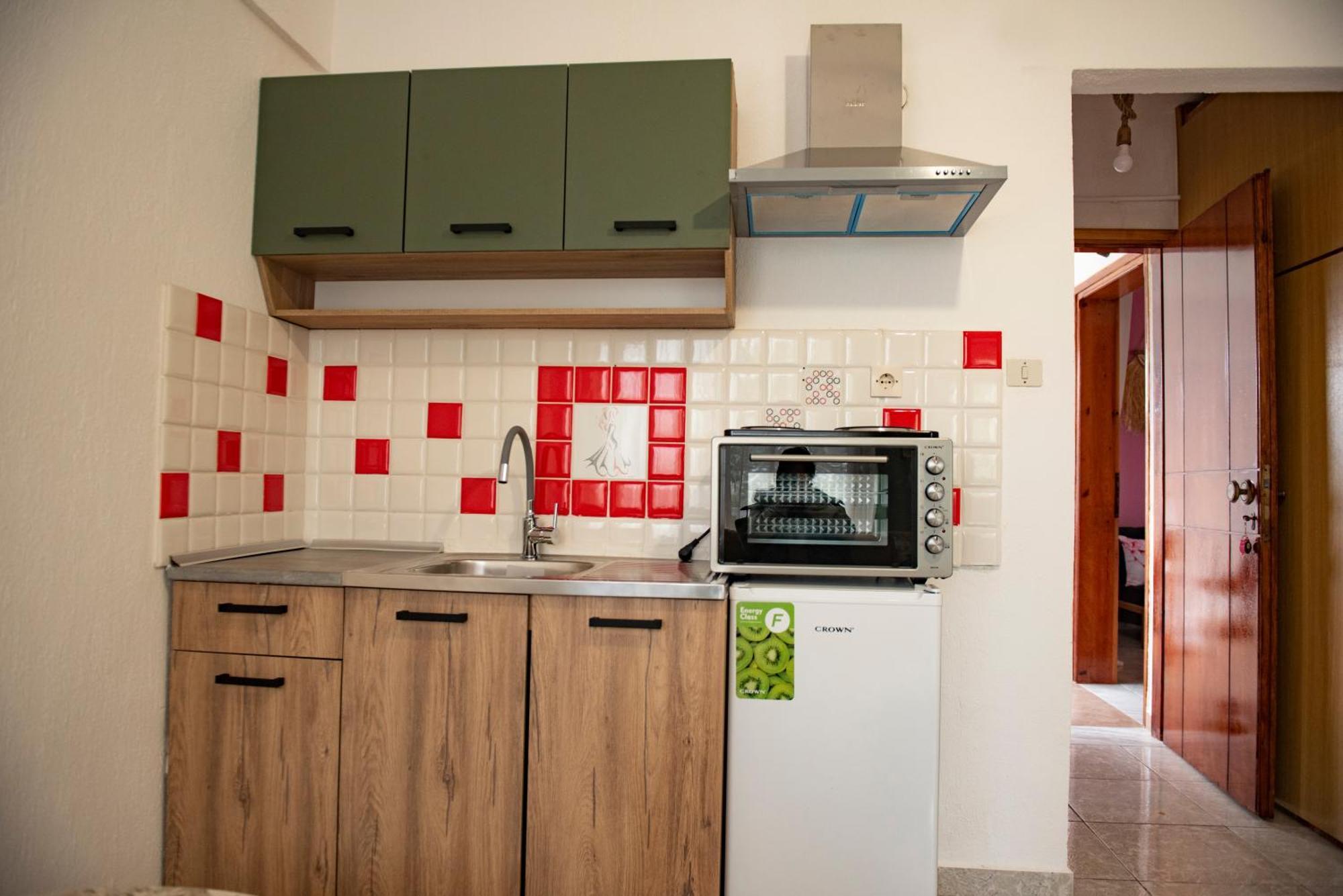Apartment De Flores Toroni